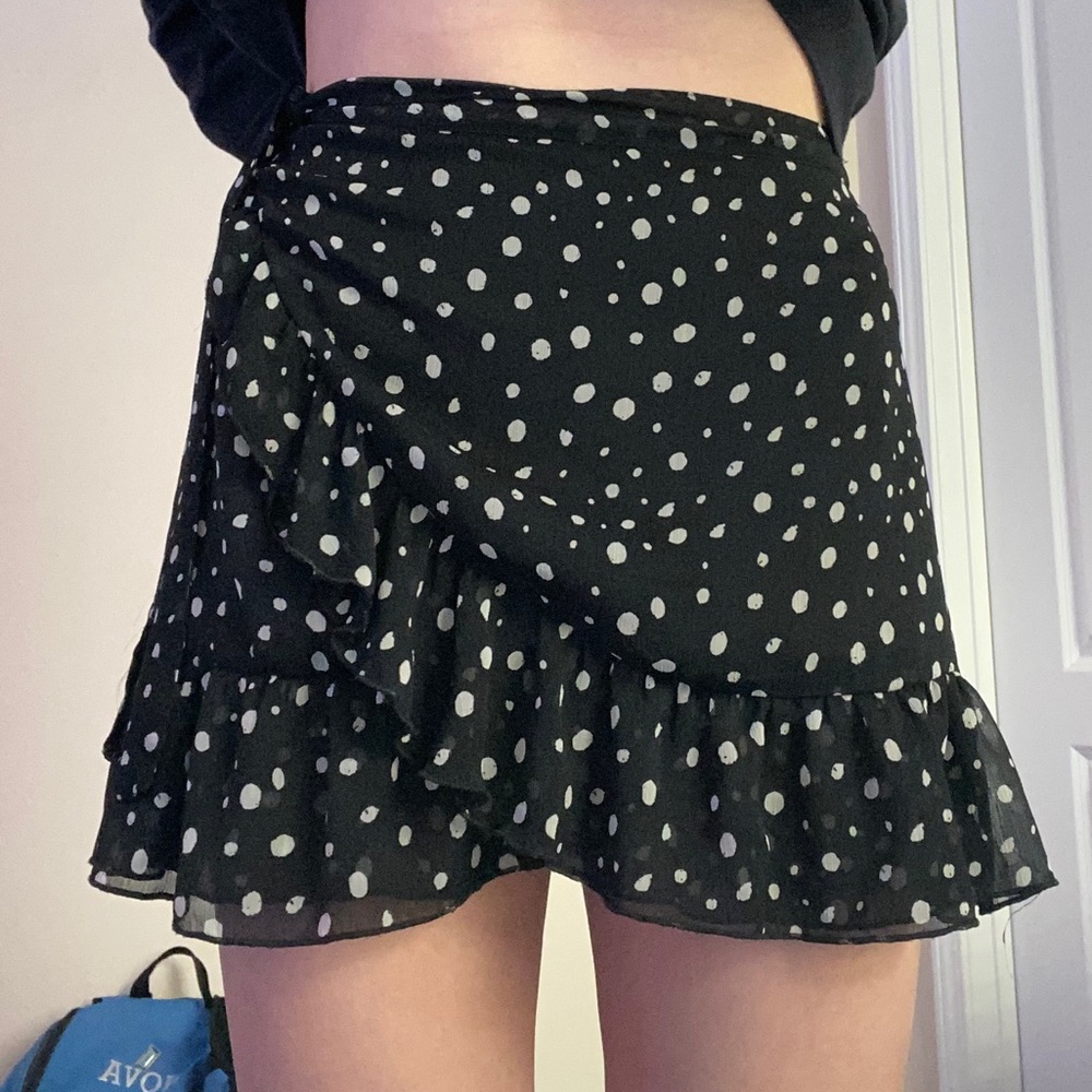urban outfitters polkadot skirt